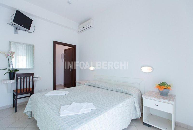 Hotel Napoleon San Mauro Mare 외부 사진